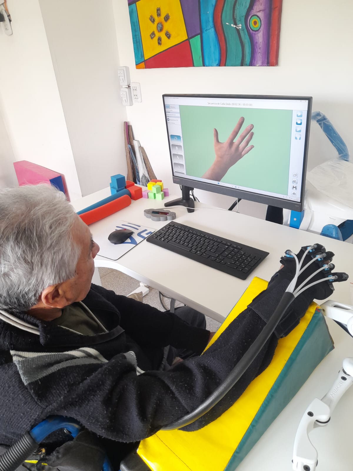 Funes estrena tecnología médica única: el primer brazo robótico para rehabilitación de Argentina